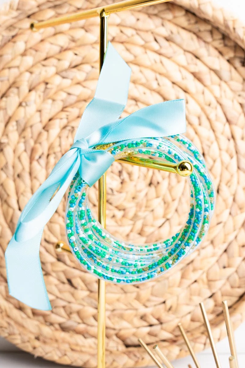 MINT SEED BEAD JELLY TUBE BRACELET SET